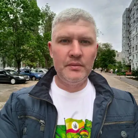 Андрей, 48