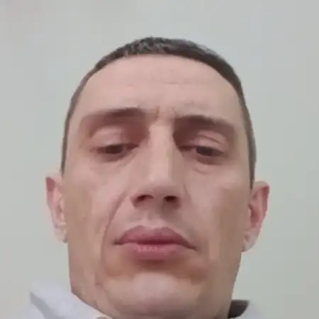 Dima, 46 