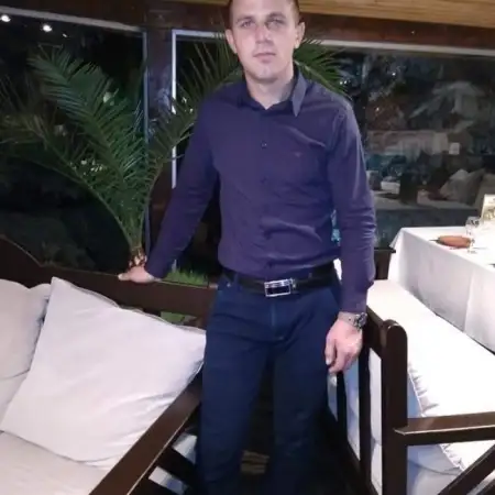 Денис, 34