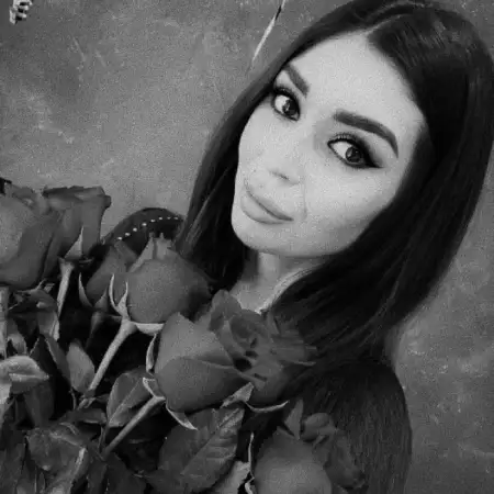 Polina, 34