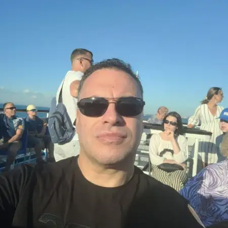 Andrei, 46