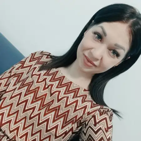 Lena, 31