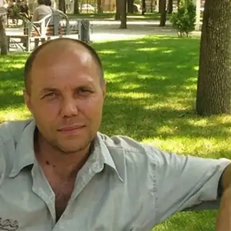 Alex, 53