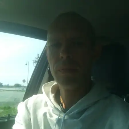 Юрий, 42