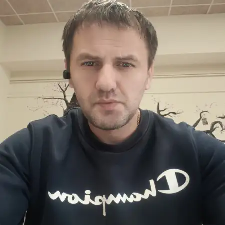 Viktor, 40