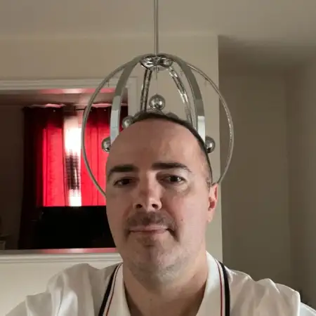 Sergio, 42