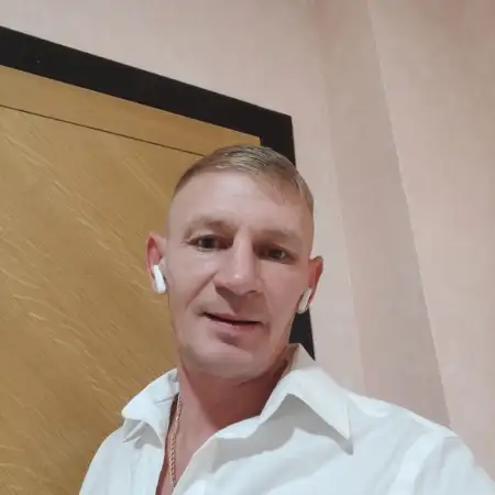 Юрий, 41