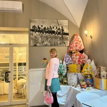Natalie, 50