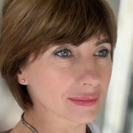 Alla, 52