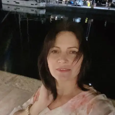 Анжелика, 46