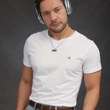 Андрей, 38
