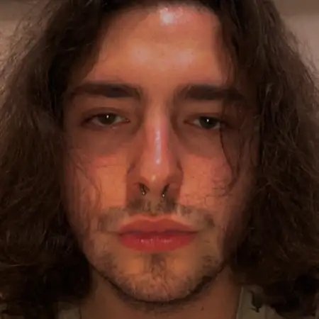 Vladyslav, 21