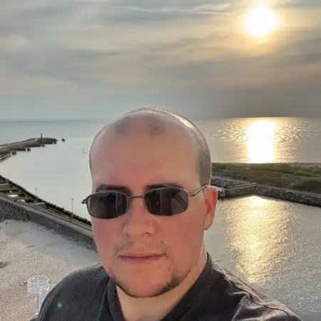 Dimitri, 37