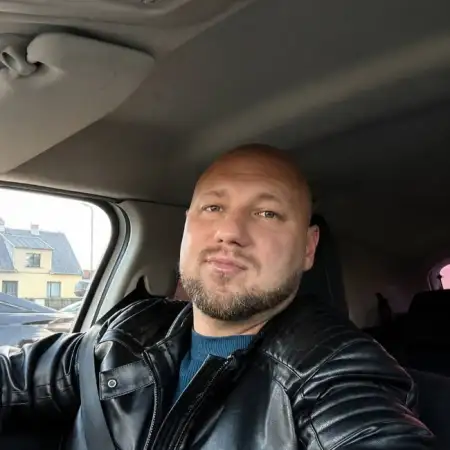 Юрий, 37