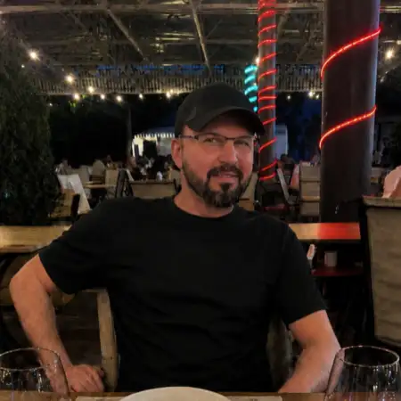 Артур, 38Гамбург 