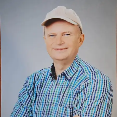 Tadeusz, 54