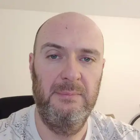 Руслан, 42
