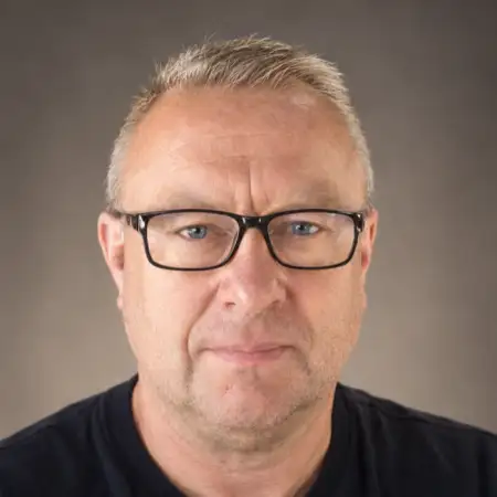 Thomas, 61
