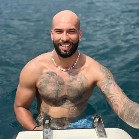 David, 33