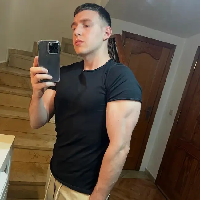 Adrian, 27 - Mein Herz